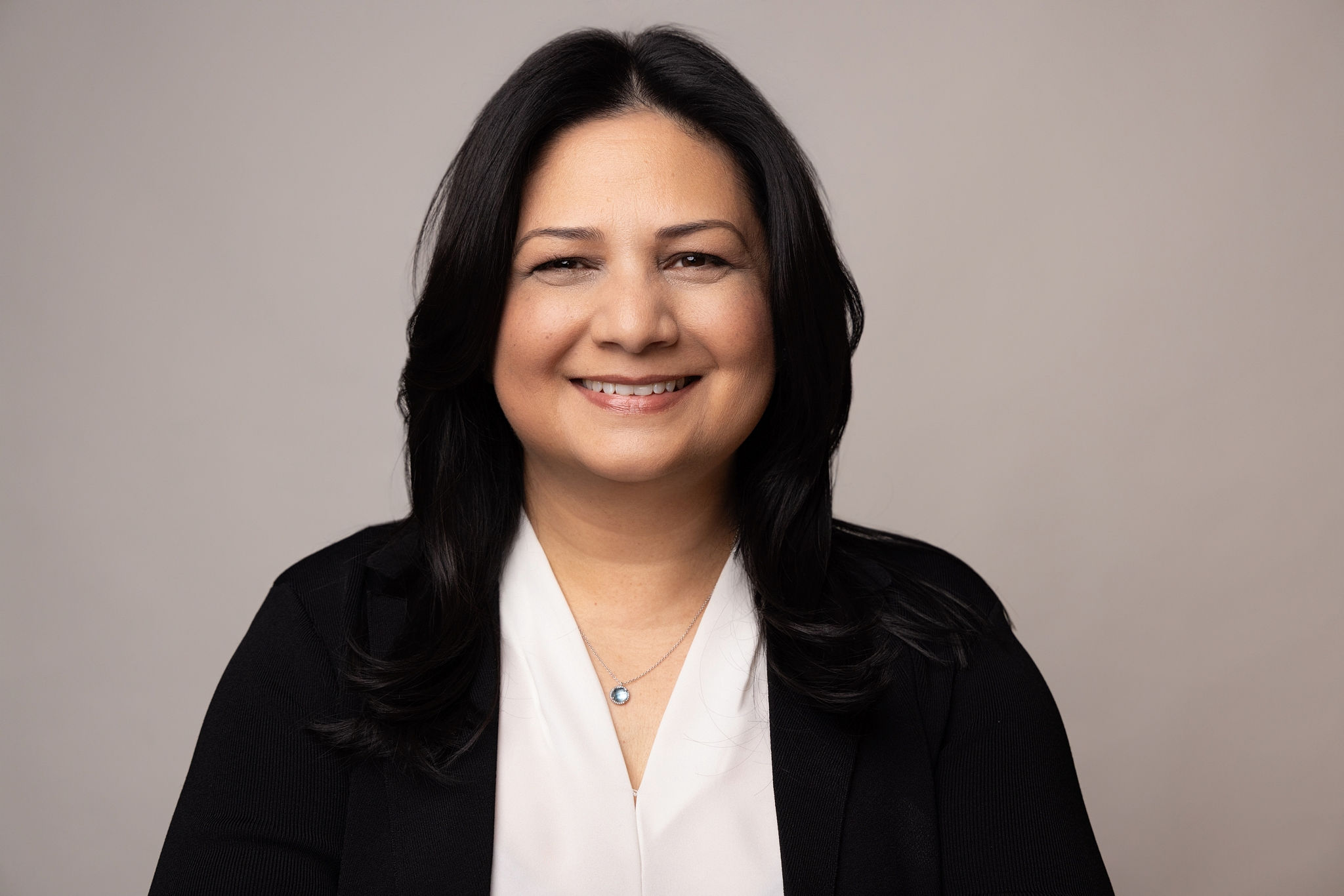 Dr. Saira Kazmi